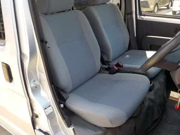 Daihatsu Deck Van - Image 4