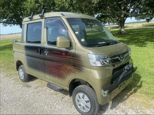 2021 Daihatsu Deck Van